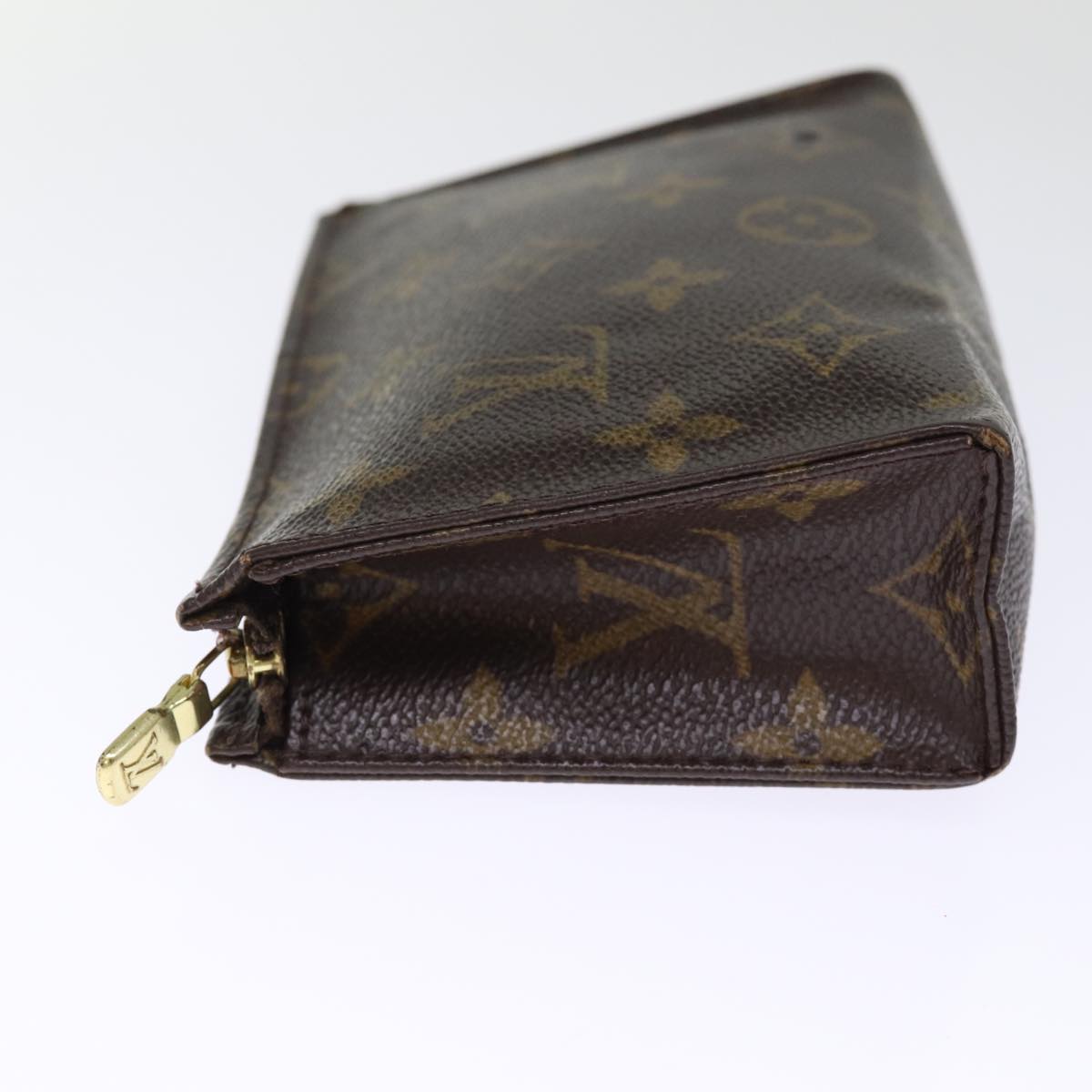 LOUIS VUITTON Monogram Poche Toilette 15 Pouch M47546 LV Auth 75253