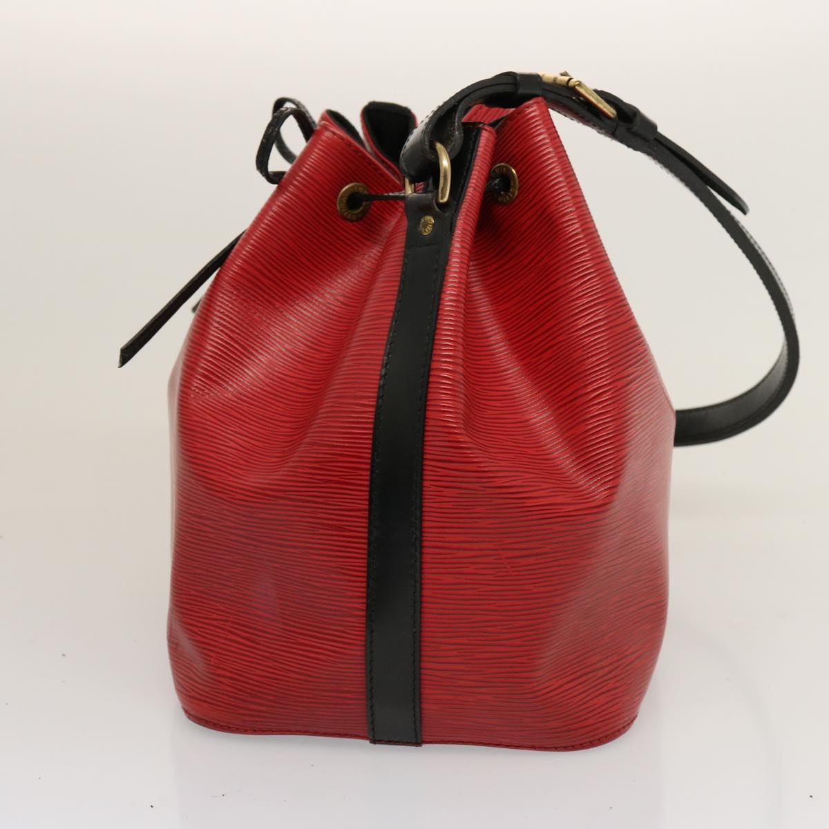 LOUIS VUITTON Epi Petit Noe Shoulder Bag Bicolor Black Red M44172 LV Auth 75268