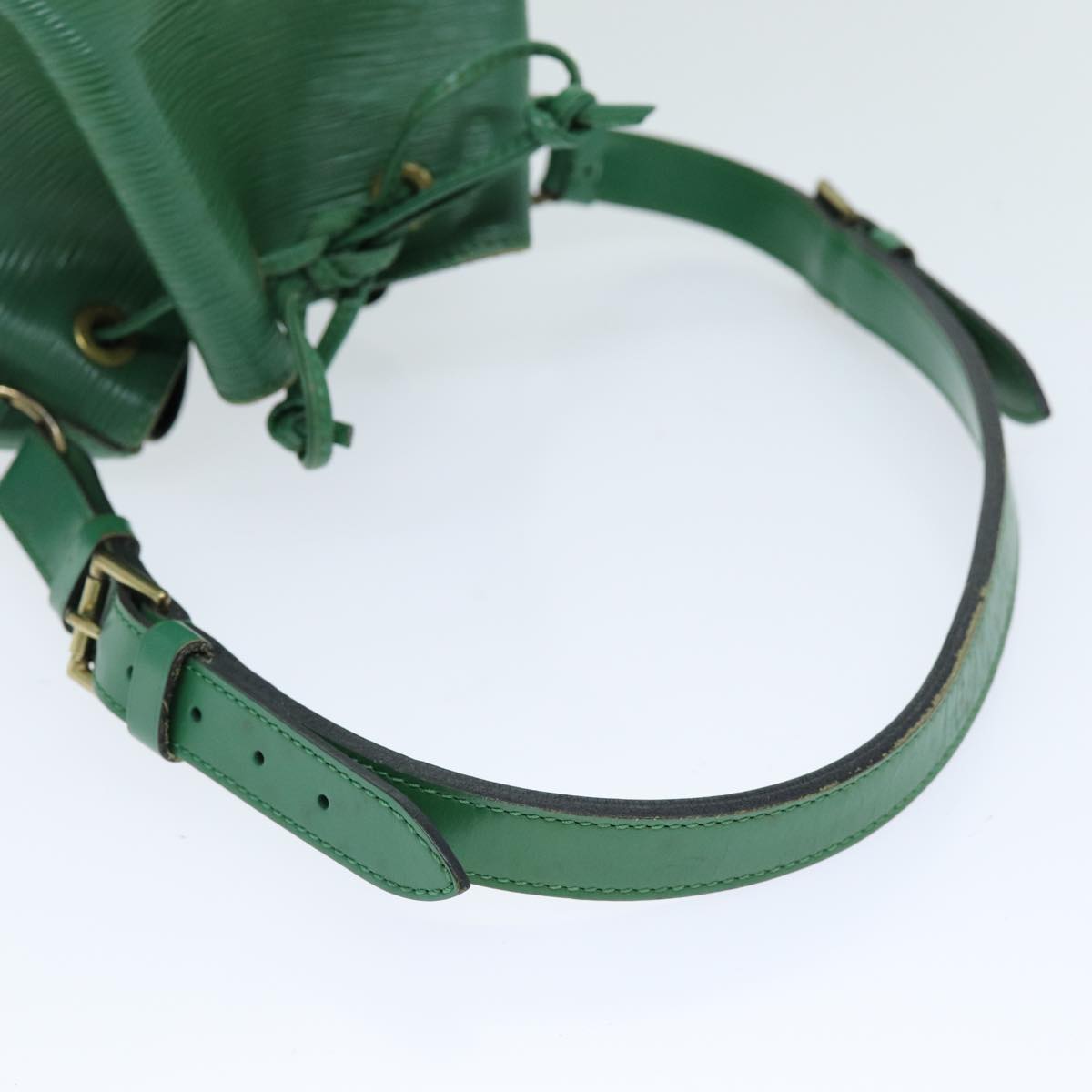 LOUIS VUITTON Epi Petit Noe Shoulder Bag Green M44104 LV Auth 75269