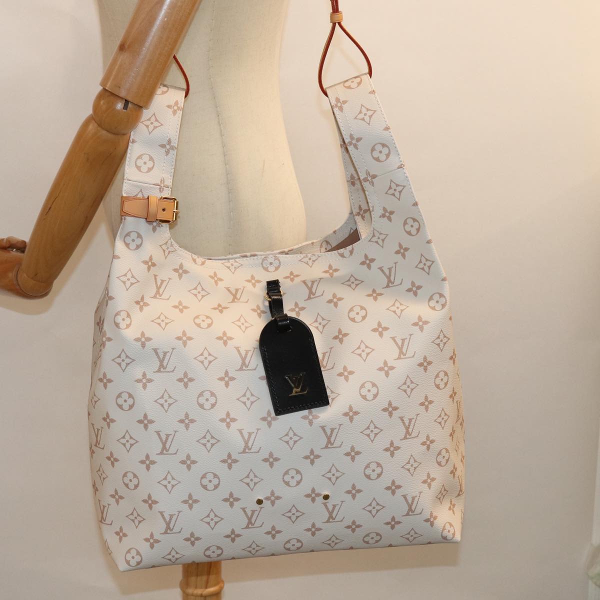 LOUIS VUITTON Monogram Dune Atlantis GM Tote Bag White M24409 LV Auth 75395S