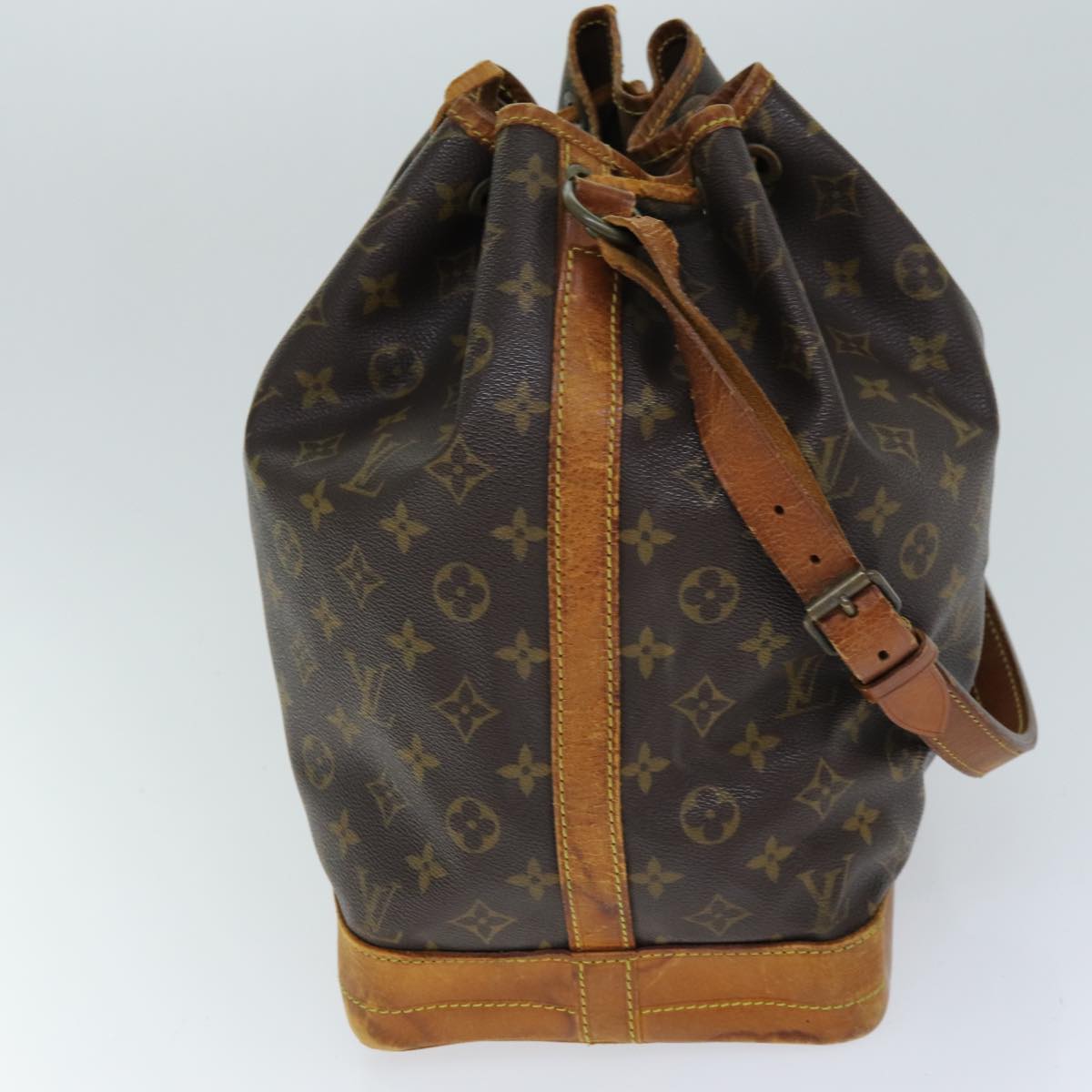 LOUIS VUITTON Monogram Noe Shoulder Bag M42224 LV Auth 75415