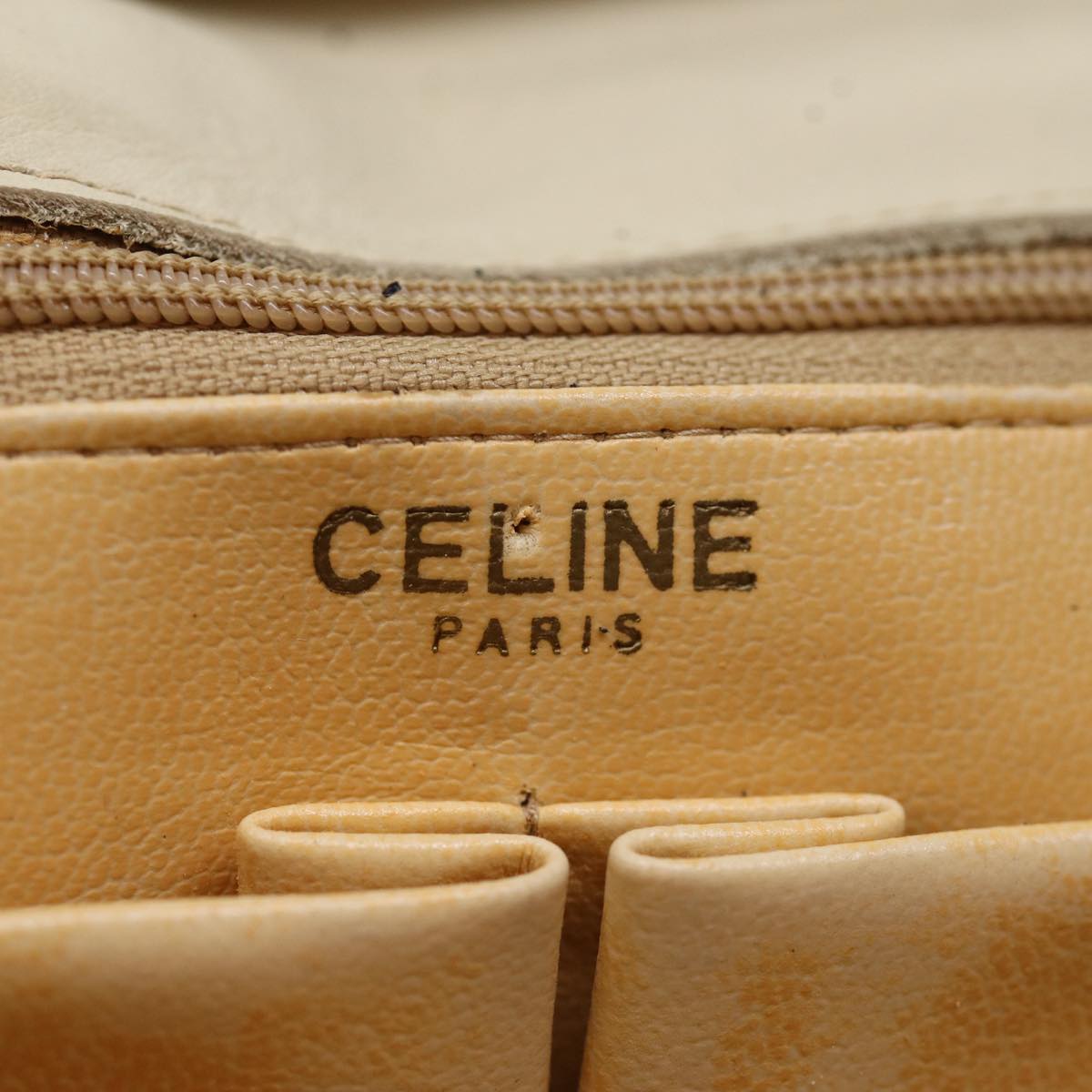 CELINE Shoulder Bag Leather Cream Auth 75443