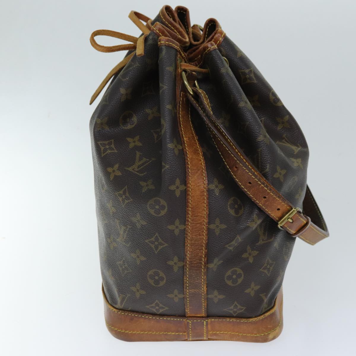 LOUIS VUITTON Monogram Noe Shoulder Bag M42224 LV Auth 75492