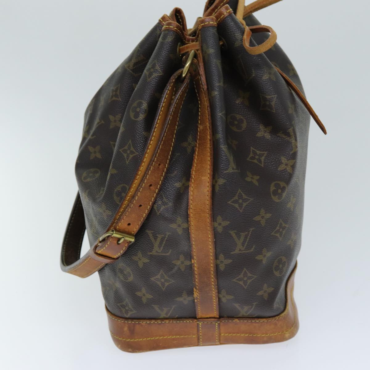 LOUIS VUITTON Monogram Noe Shoulder Bag M42224 LV Auth 75492