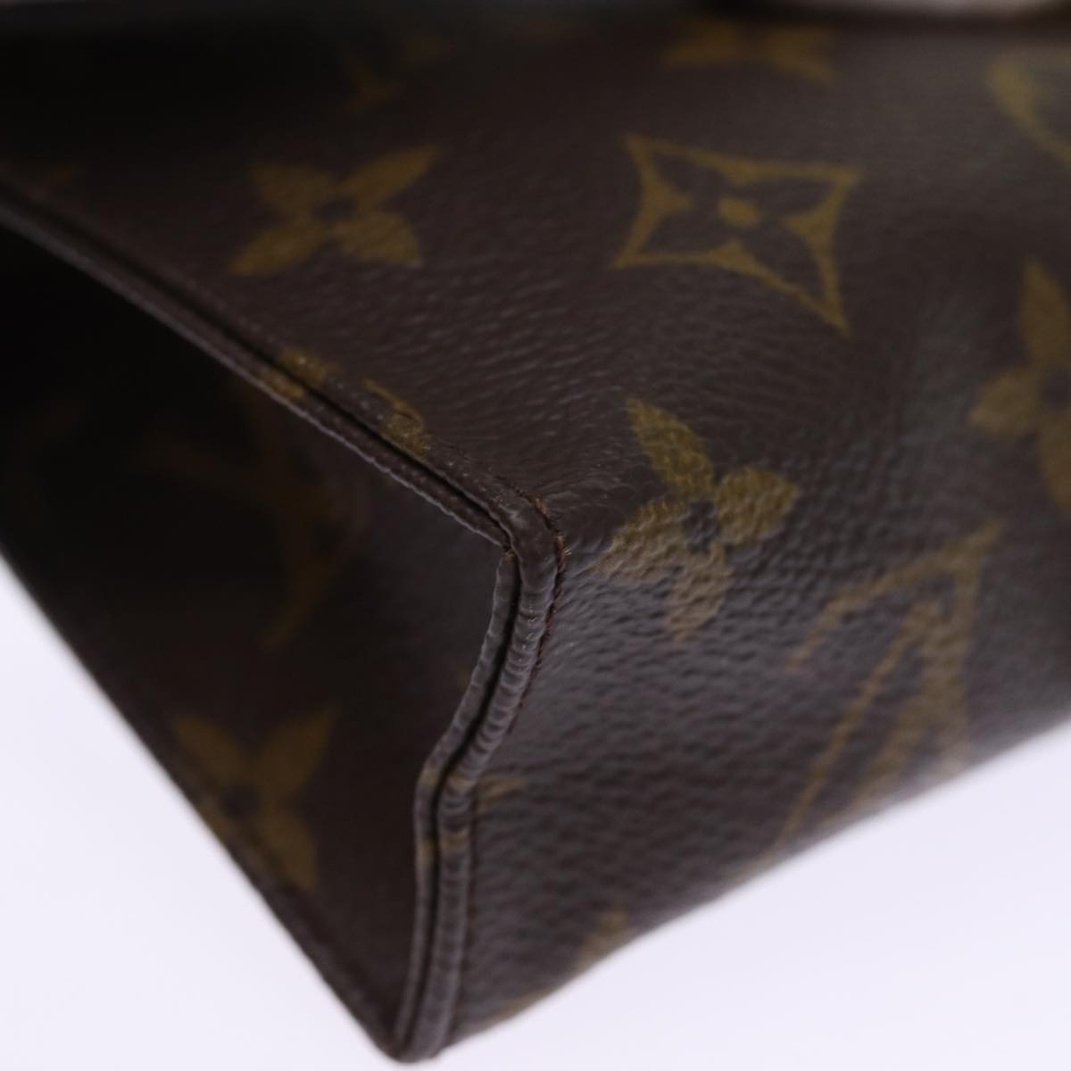 LOUIS VUITTON Monogram Poche Toilette 15 Pouch M47546 LV Auth 75511