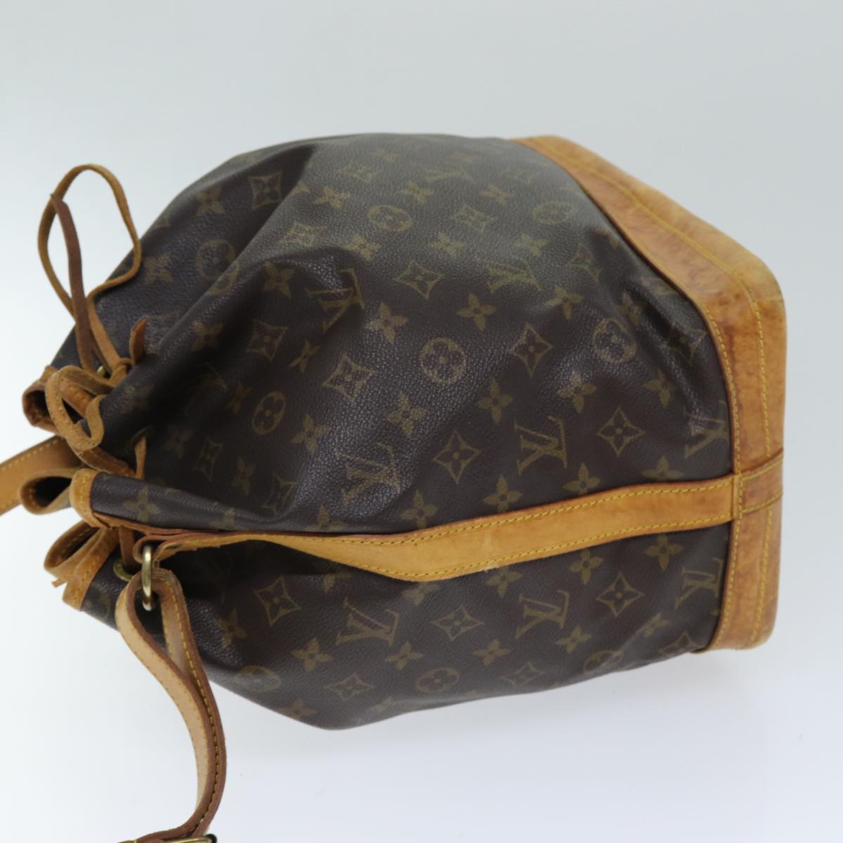 LOUIS VUITTON Monogram Noe Shoulder Bag M42224 LV Auth 75542