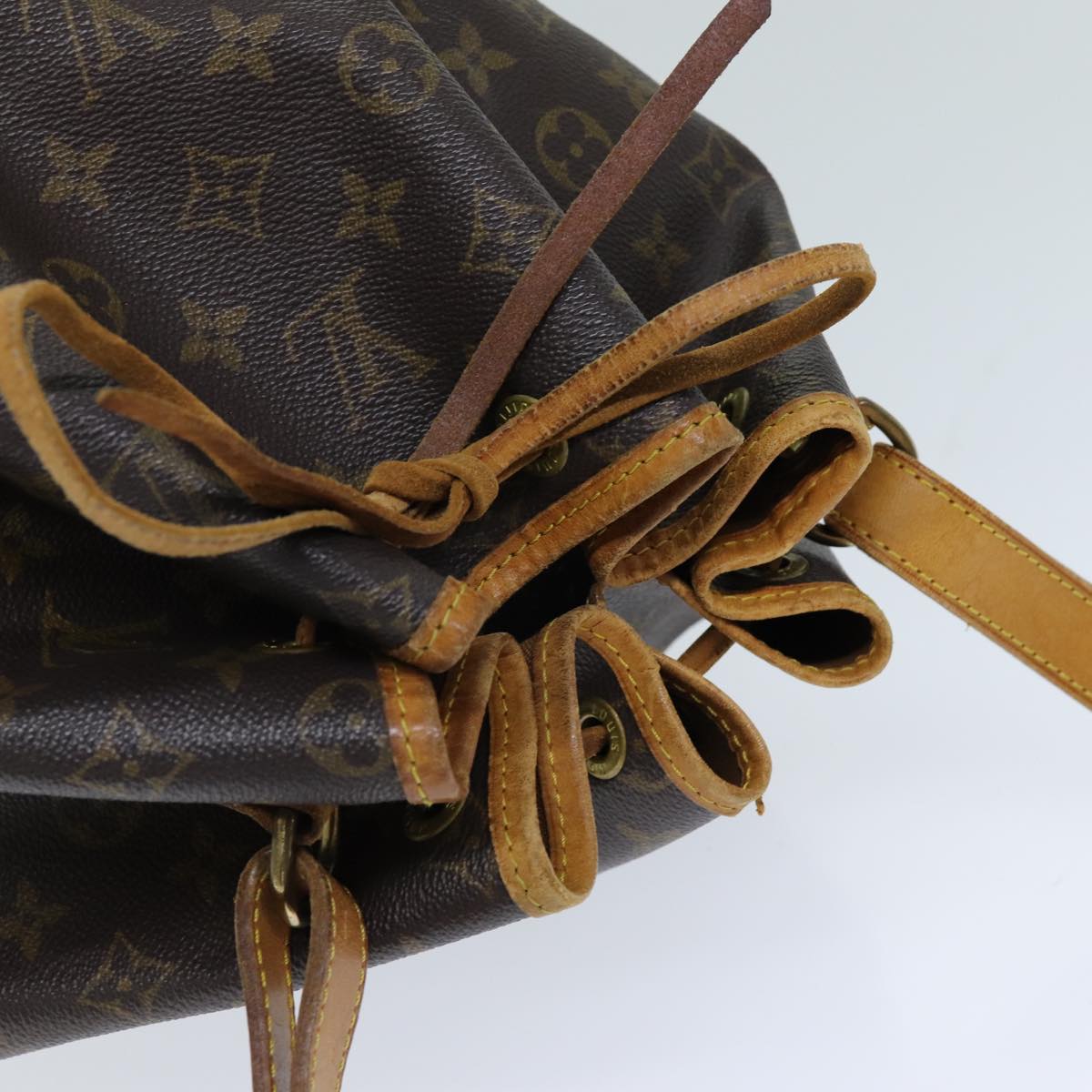 LOUIS VUITTON Monogram Noe Shoulder Bag M42224 LV Auth 75542