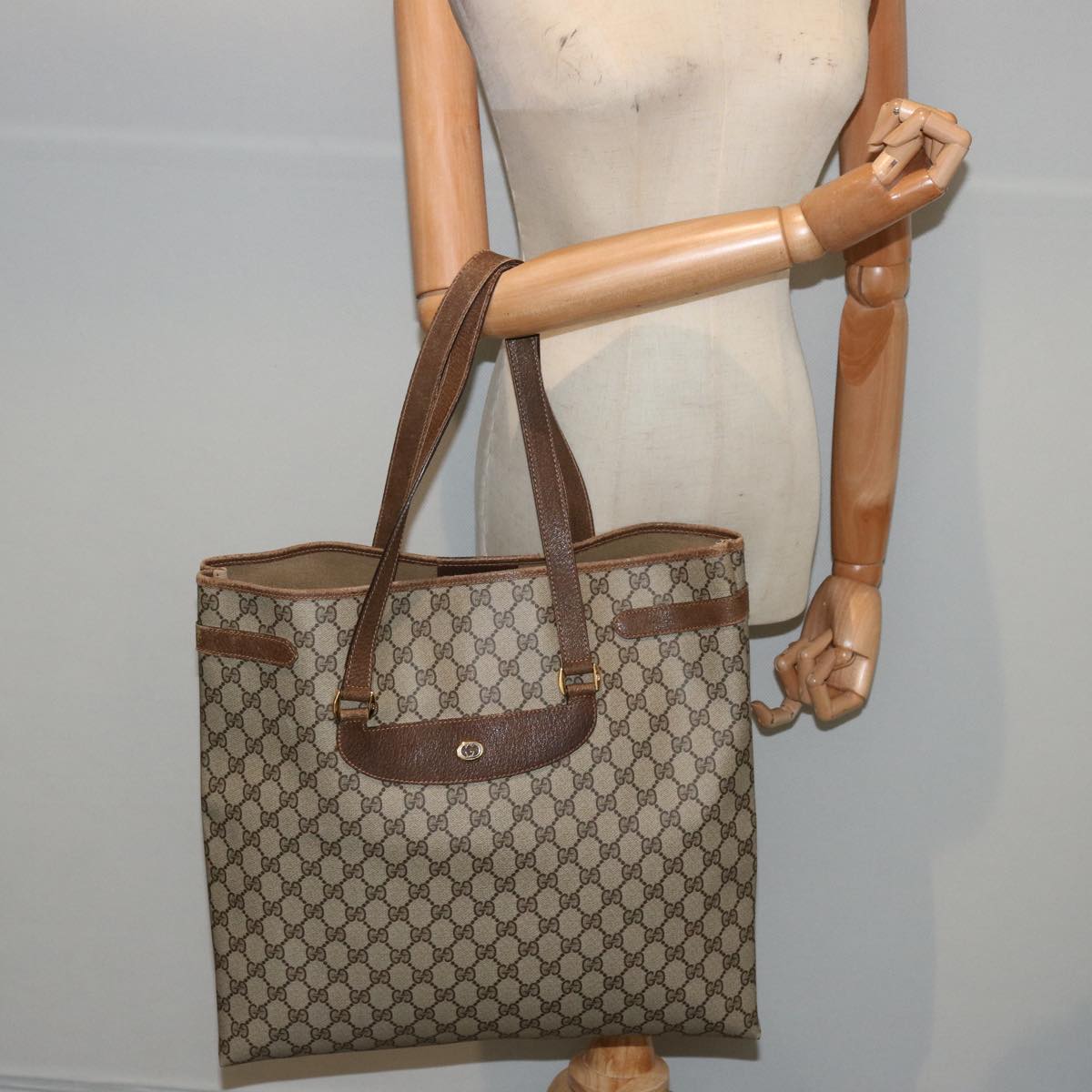 GUCCI GG Supreme Tote Bag PVC Beige 39 02 061 Auth 75624