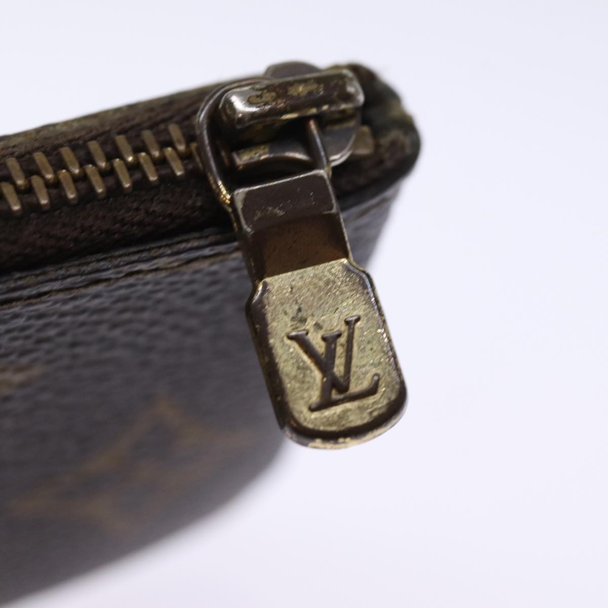 LOUIS VUITTON Monogram Pochette Cles Coin Purse M62650 LV Auth 75659