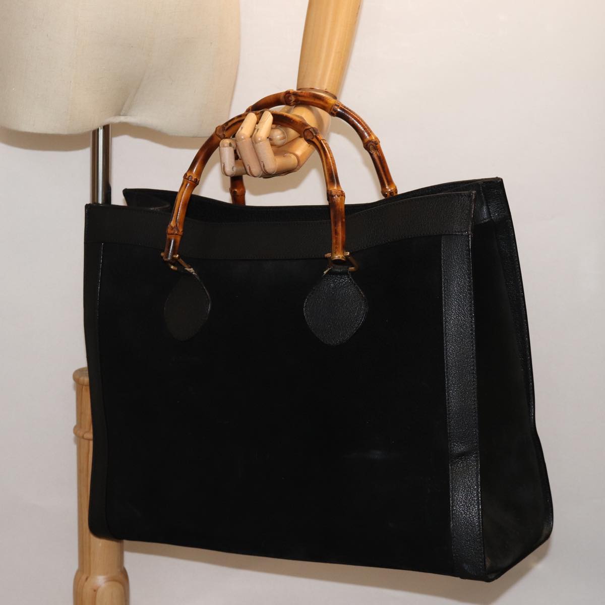 GUCCI Bamboo Tote Bag Suede Black 002 1186 0259 Auth 75677