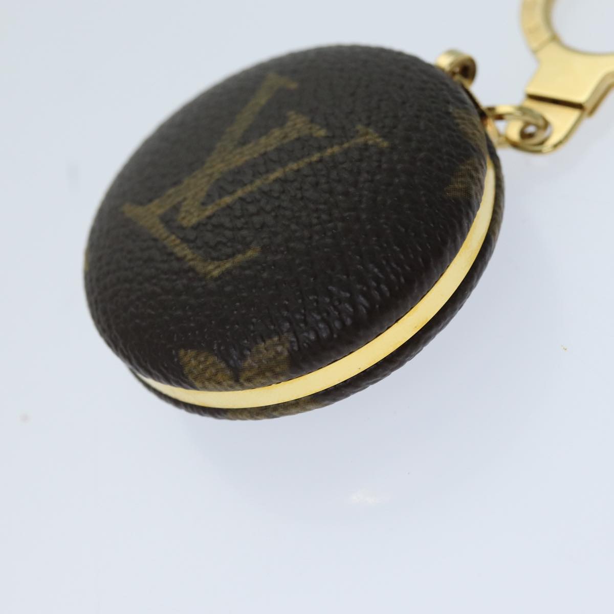 LOUIS VUITTON Monogram Multicolor Canvas Astropill Key Holder M51912 Auth 75685