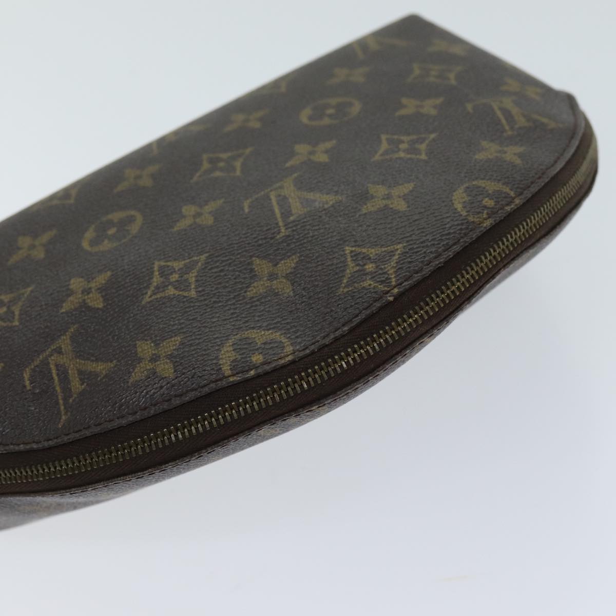 LOUIS VUITTON Monogram Trousse Demi Ronde Cosmetic Pouch M47520 LV Auth 75708