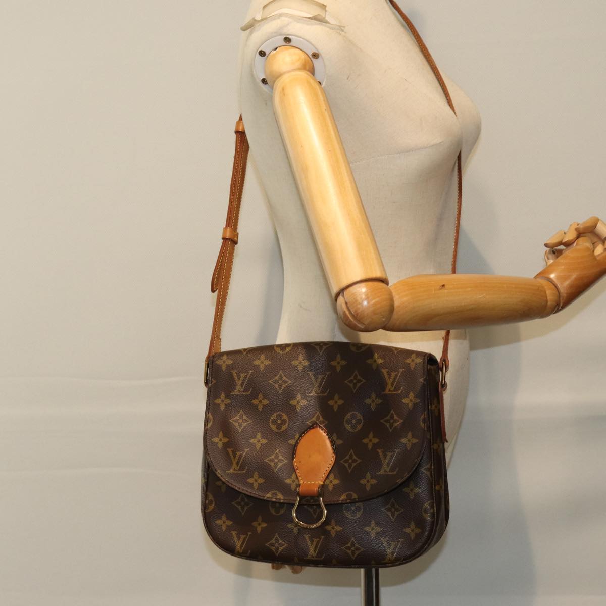 LOUIS VUITTON Monogram Saint Cloud GM Shoulder Bag M51242 LV Auth 75722