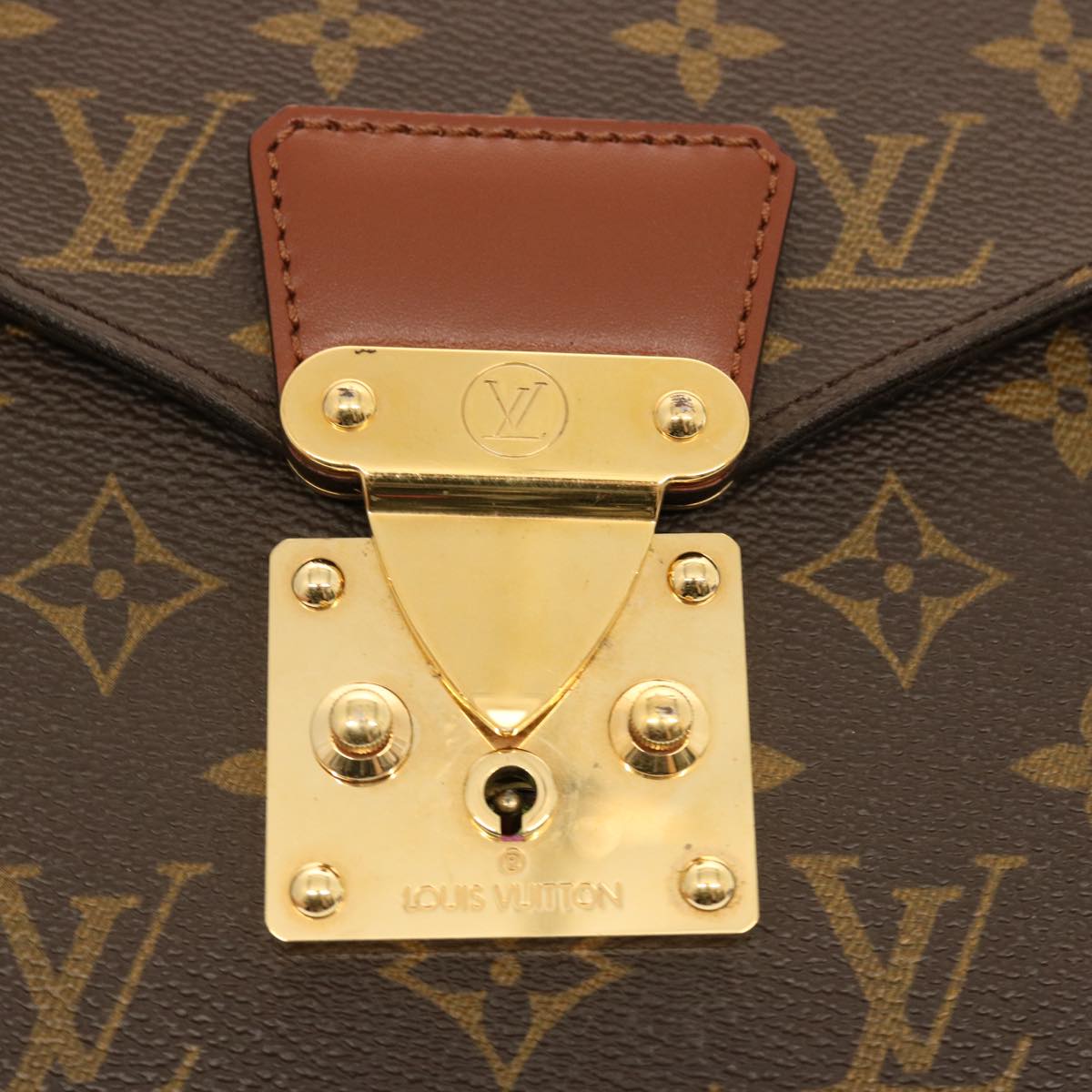 LOUIS VUITTON Monogram Porte Documents Bandouliere Bag M53338 LV Auth 75779