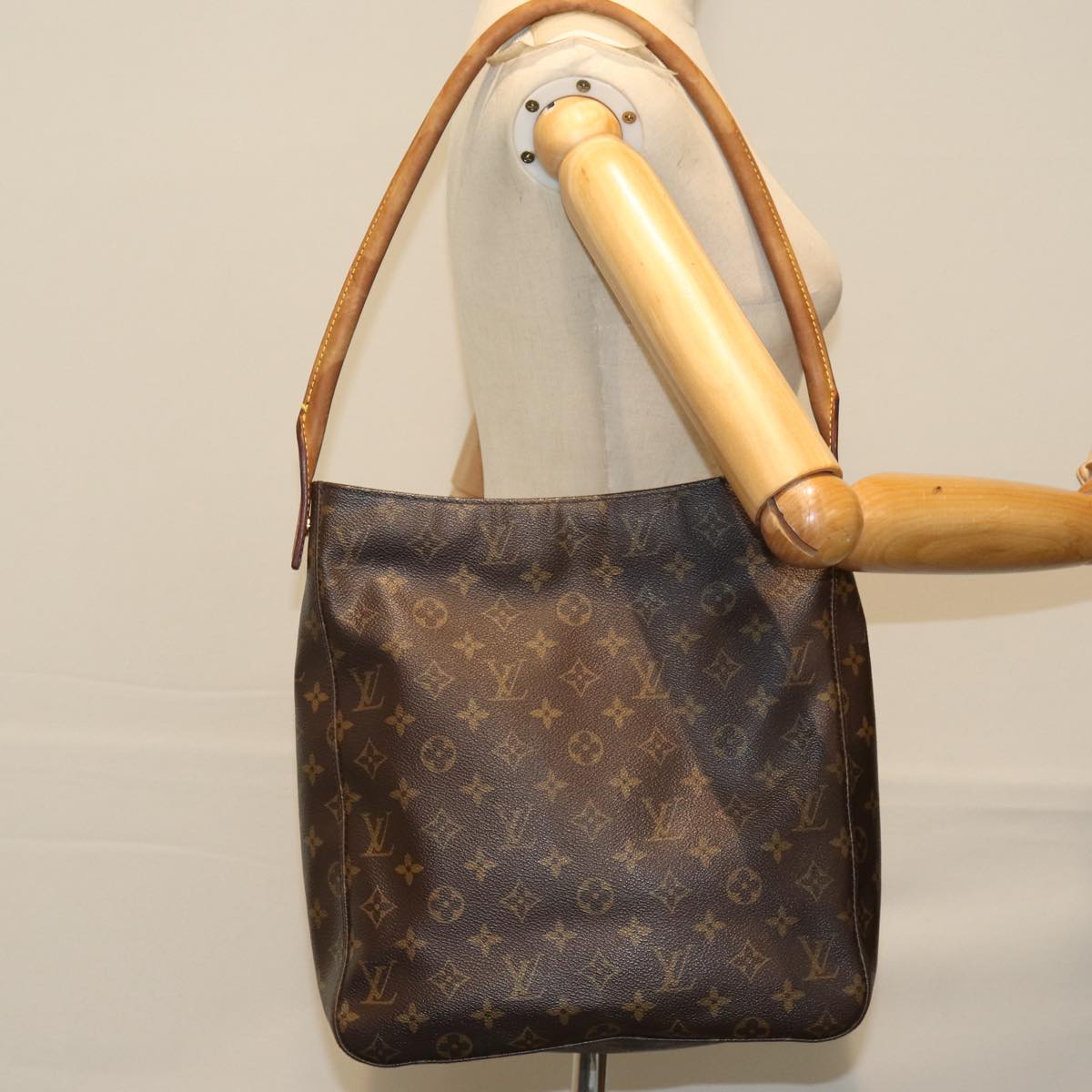 LOUIS VUITTON Monogram Looping GM Shoulder Bag M51145 LV Auth 75780