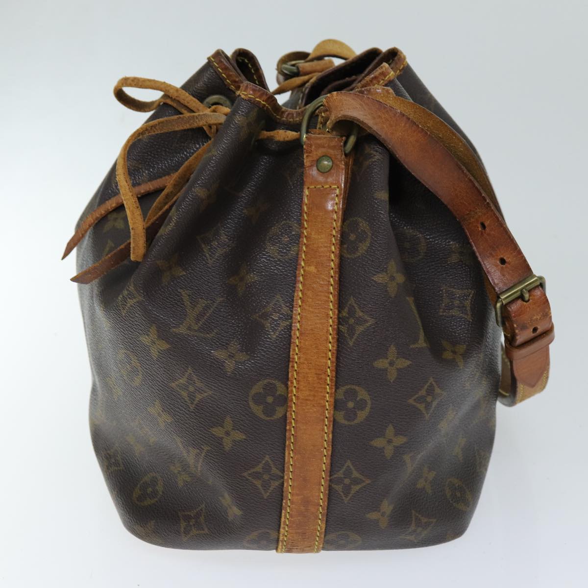 LOUIS VUITTON Monogram Petit Noe Shoulder Bag M42226 LV Auth 75782