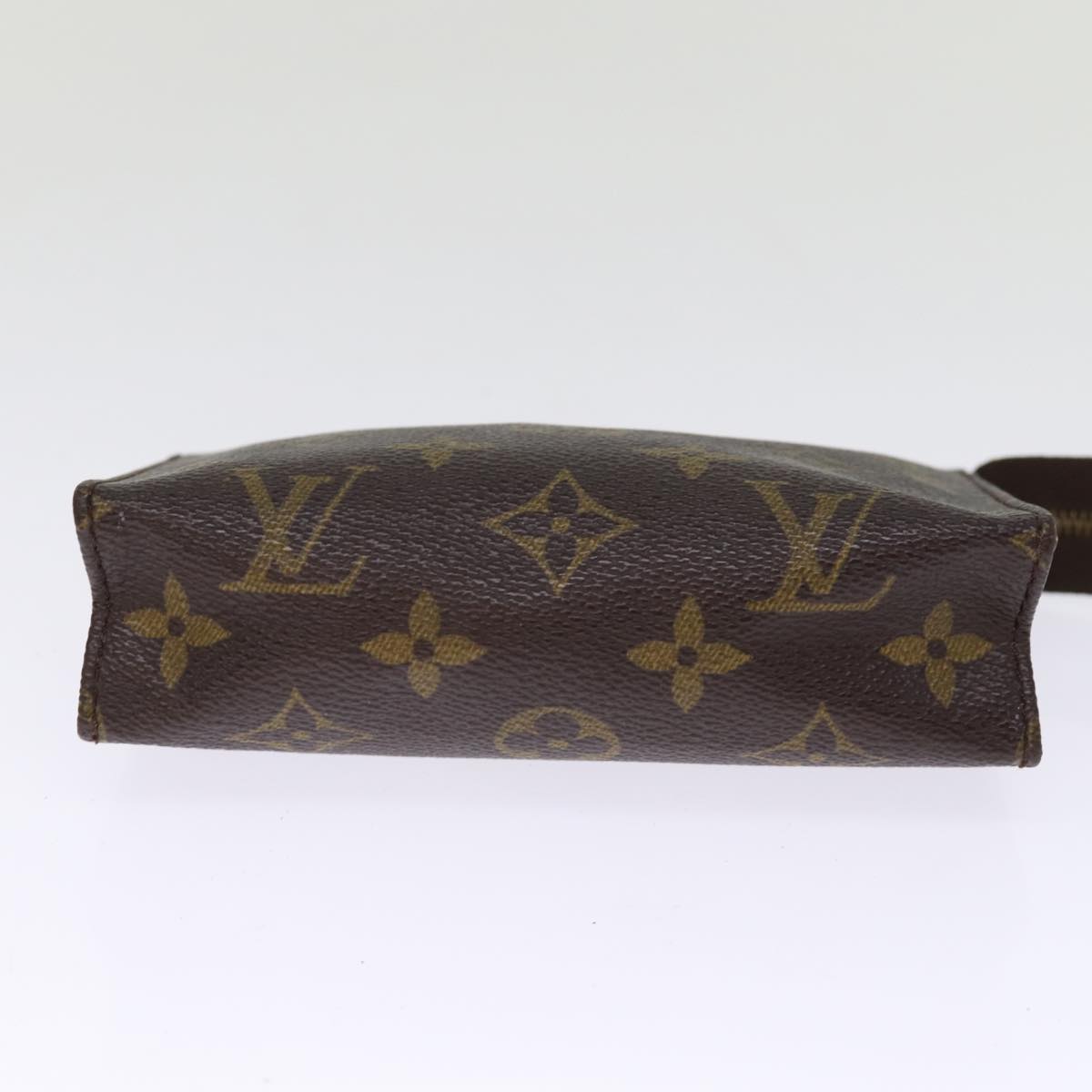 LOUIS VUITTON Monogram Poche Toilette 15 Pouch M47546 LV Auth 75858