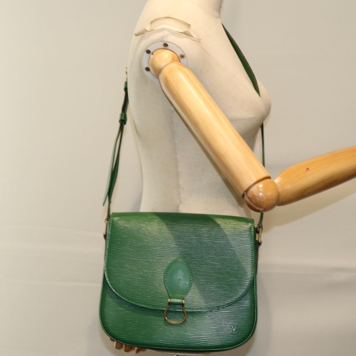 LOUIS VUITTON Epi Saint Cloud GM Shoulder Bag Green M52194 LV Auth 75878