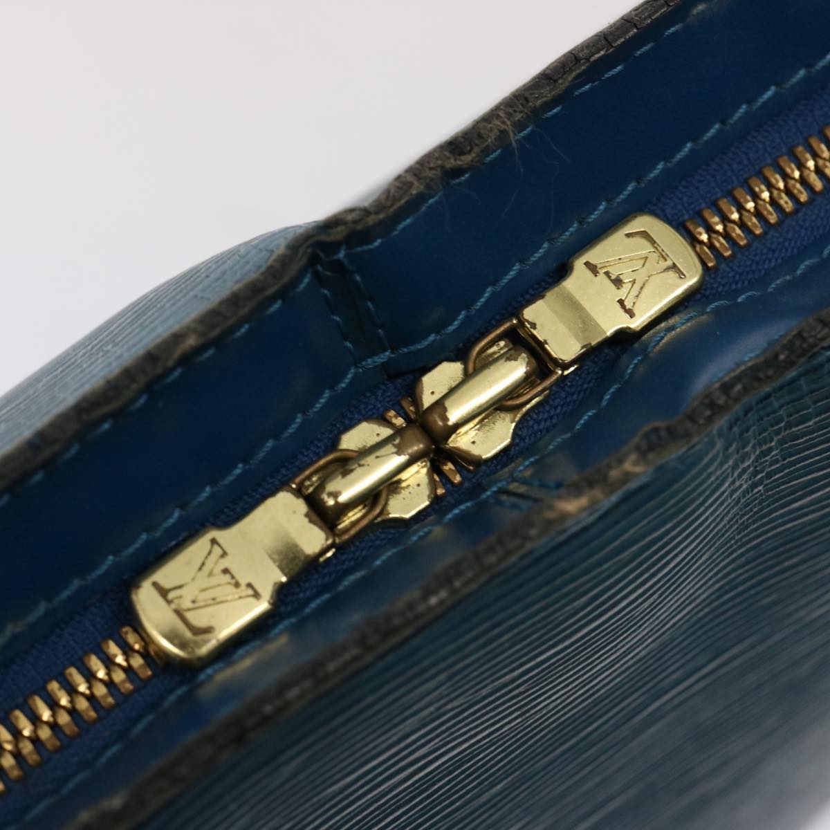 LOUIS VUITTON Epi Lussac Shoulder Bag Blue M52285 LV Auth 75940