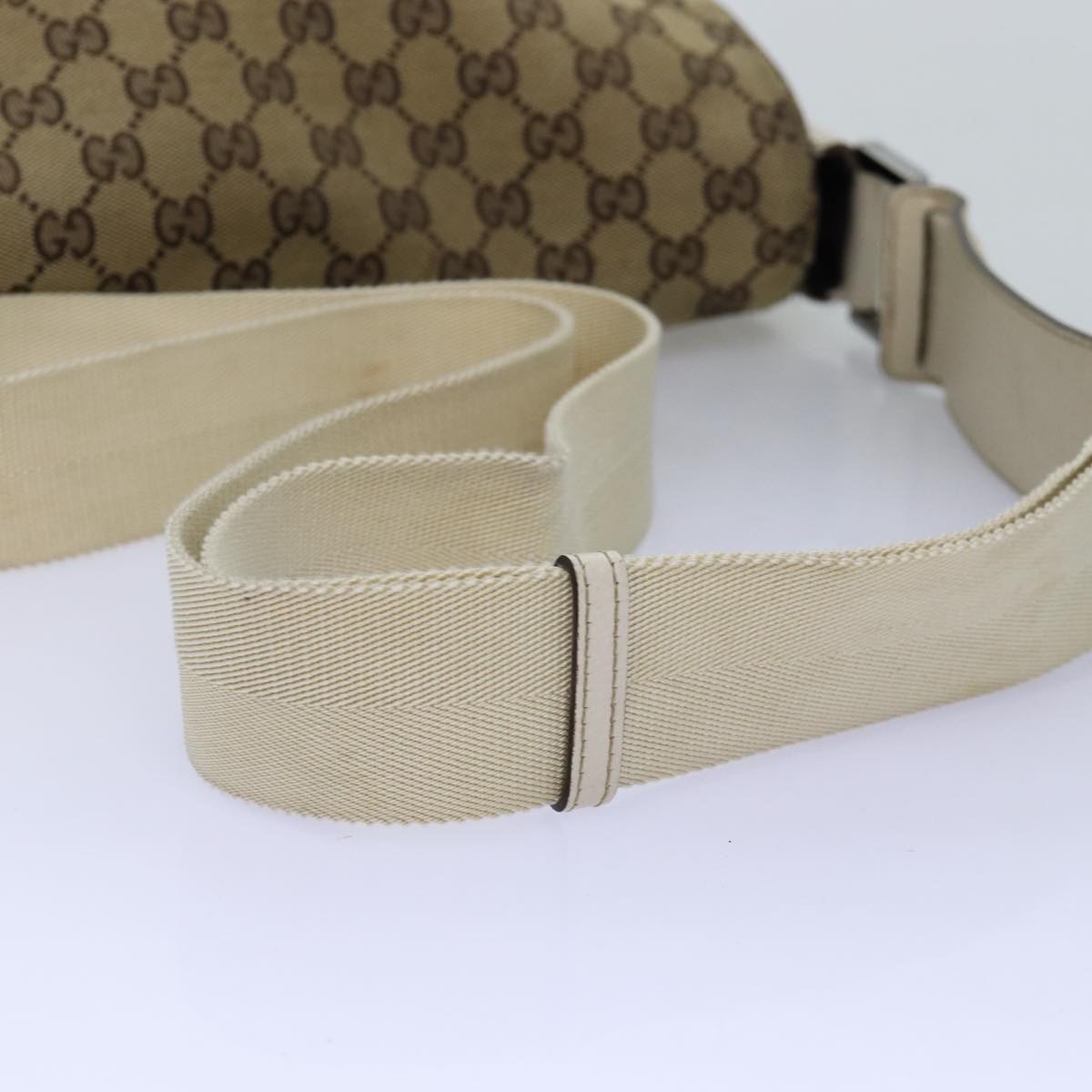 GUCCI GG Canvas Shoulder Bag Beige 146236 Auth 75978