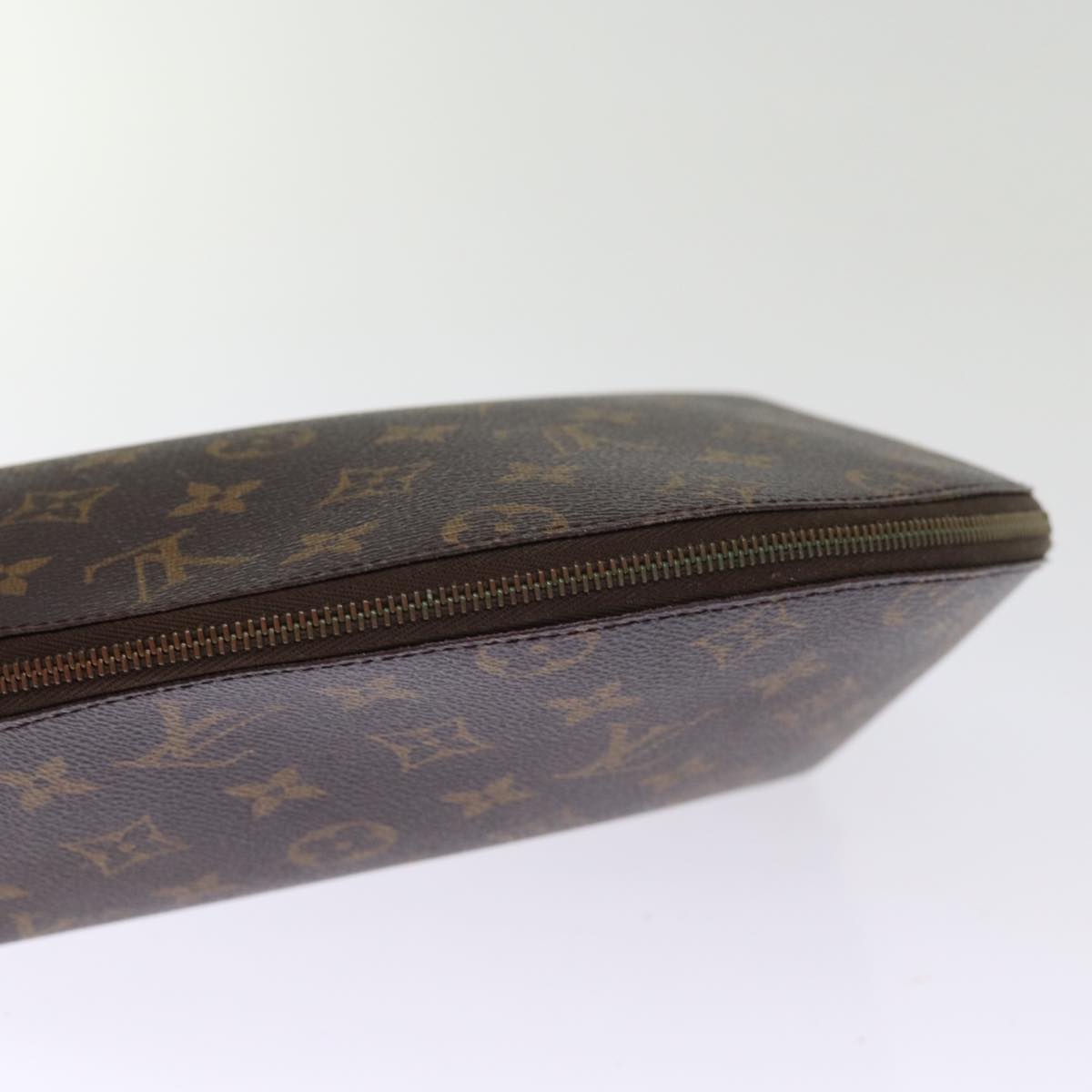 LOUIS VUITTON Monogram Trousse Demi Ronde Cosmetic Pouch M47520 LV Auth 76034