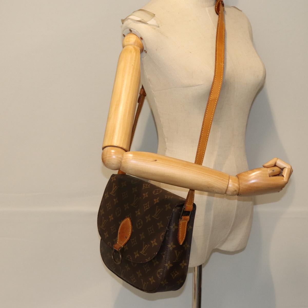 LOUIS VUITTON Monogram Saint Cloud GM Shoulder Bag M51242 LV Auth 76048