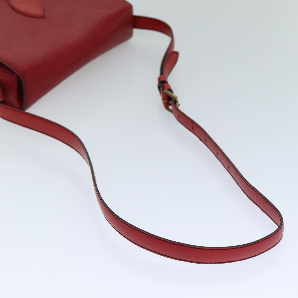 LOUIS VUITTON Epi Saint Cloud GM Shoulder Bag Red M52197 LV Auth 76052