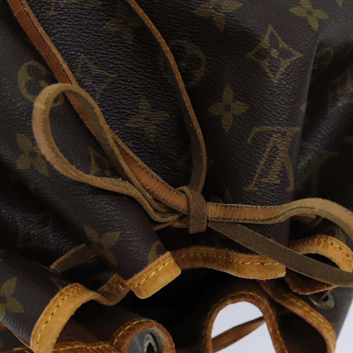 LOUIS VUITTON Monogram Noe Shoulder Bag M42224 LV Auth 76058