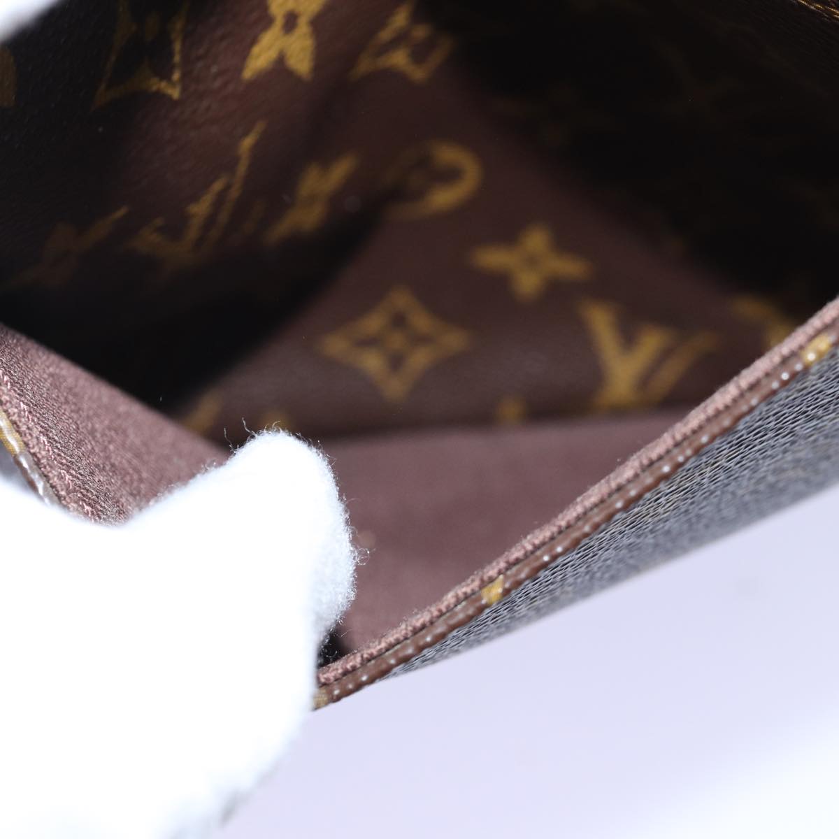 LOUIS VUITTON Monogram Menilmontant MM Shoulder Bag M40473 LV Auth 76060