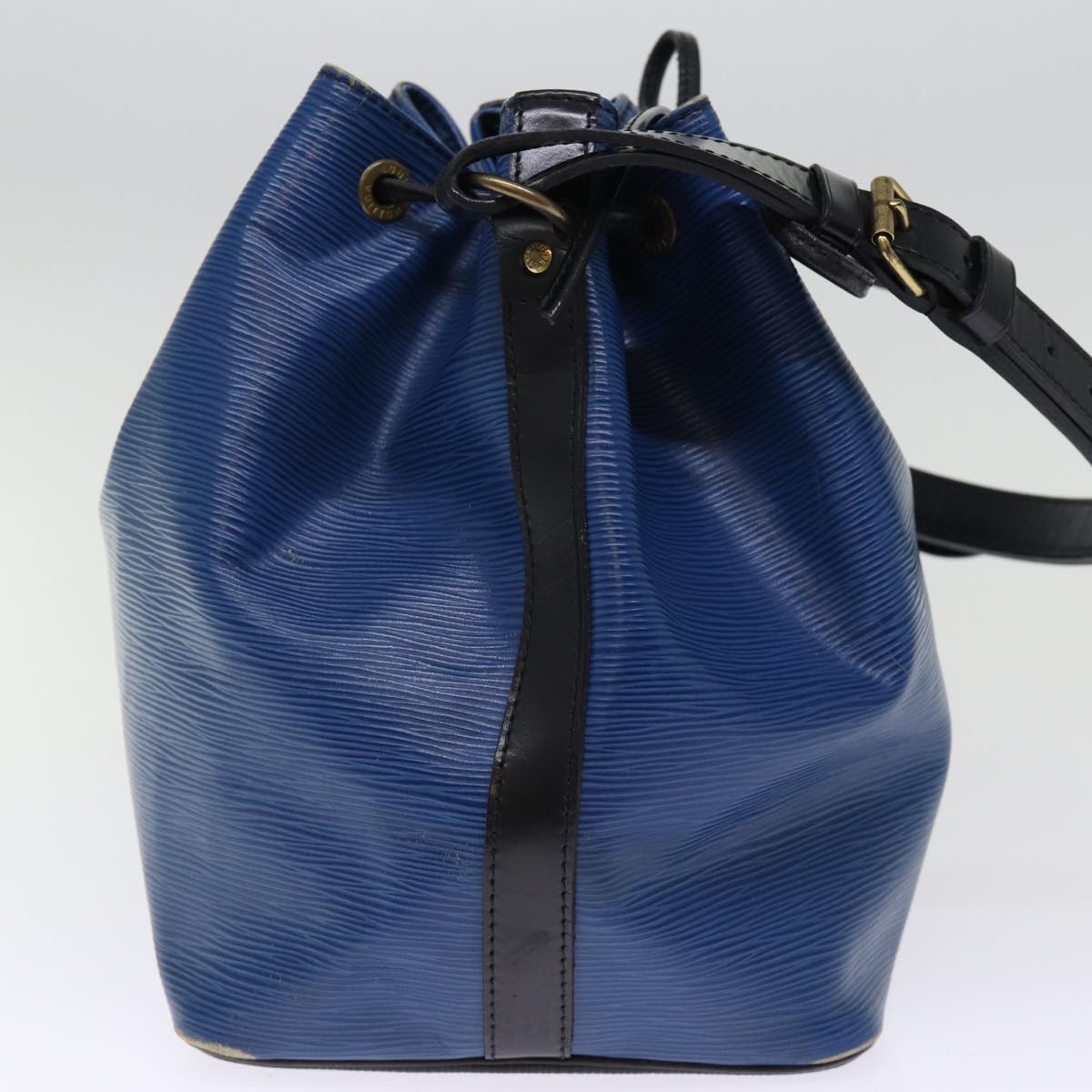 LOUIS VUITTON Epi Petit Noe Shoulder Bag Bicolor Black Blue M44152 LV Auth 76067