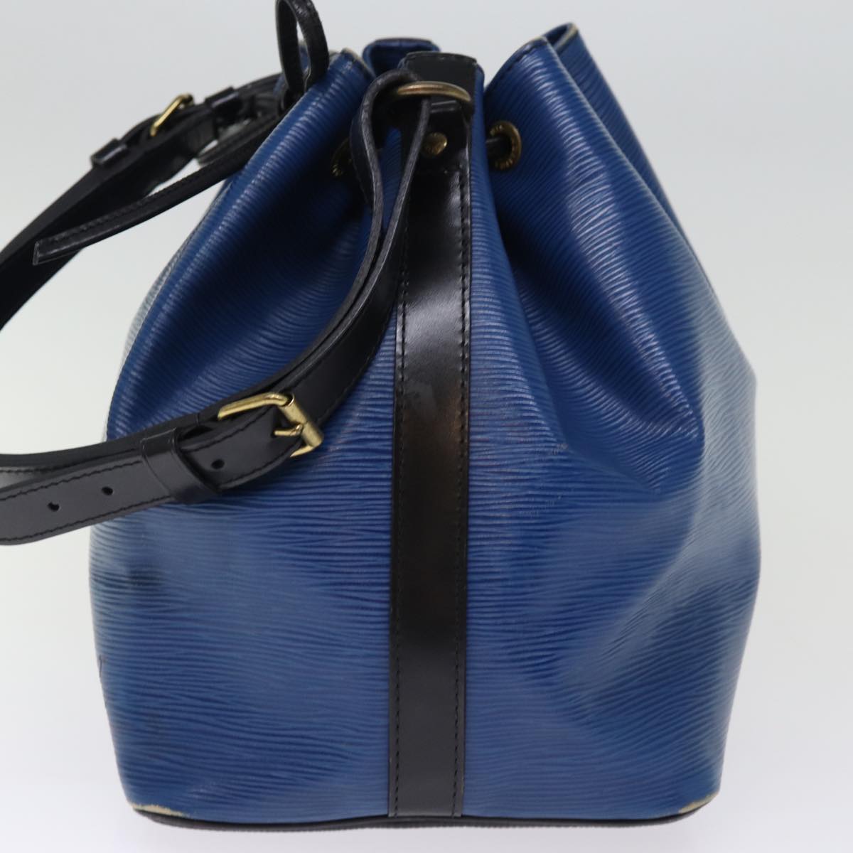 LOUIS VUITTON Epi Petit Noe Shoulder Bag Bicolor Black Blue M44152 LV Auth 76067