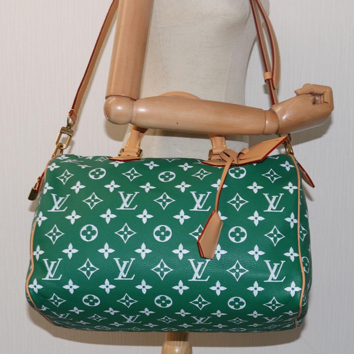 LOUIS VUITTON Monogram Speedy P9 Bandouliere 40 Bag Green M24417 LV Auth 76199S