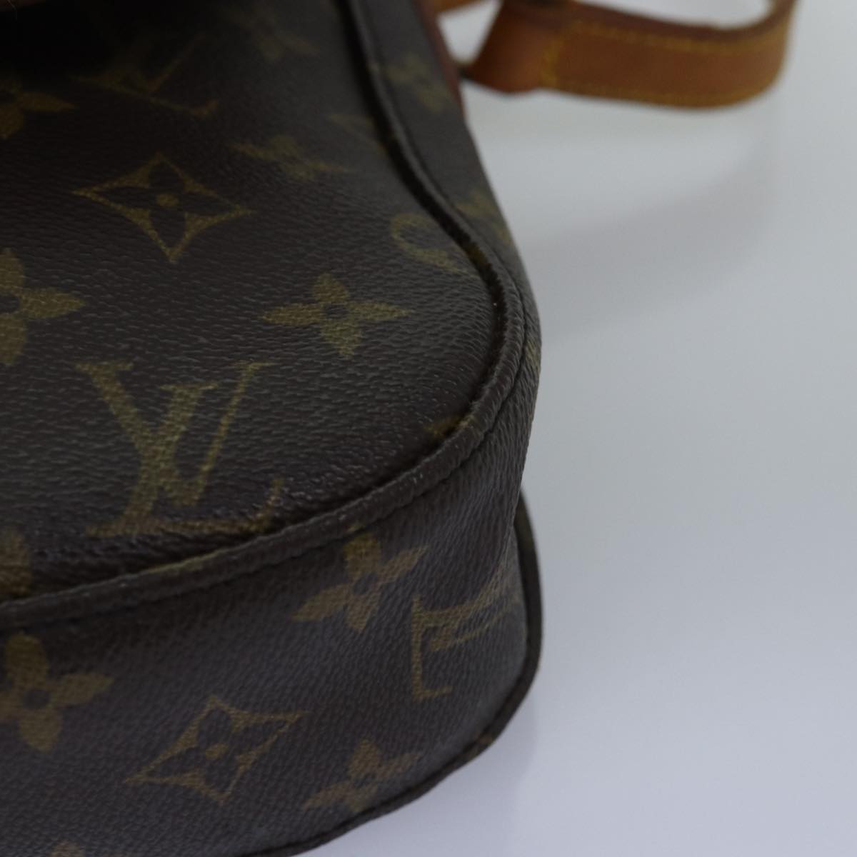 LOUIS VUITTON Monogram Saint Cloud GM Shoulder Bag M51242 LV Auth 76217