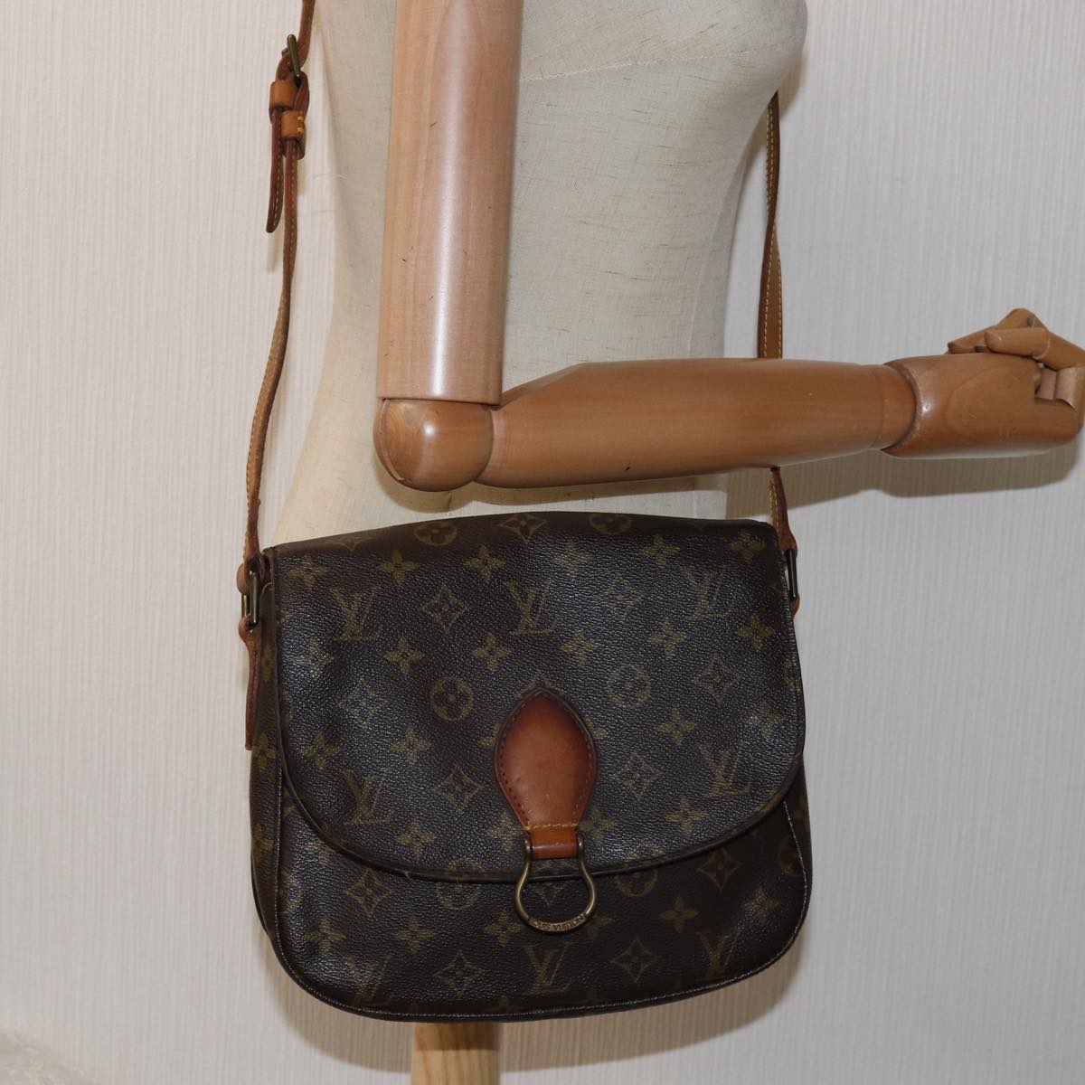 LOUIS VUITTON Monogram Saint Cloud GM Shoulder Bag M51242 LV Auth 76217