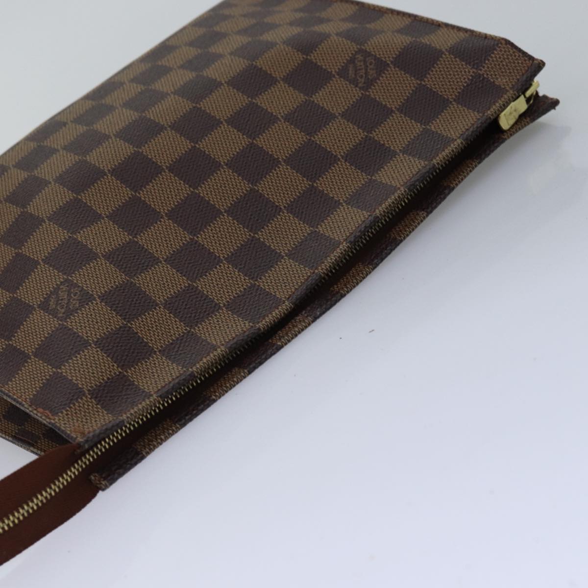 LOUIS VUITTON Damier Ebene Poche Toilette 26 Pouch N47543 LV Auth 76220