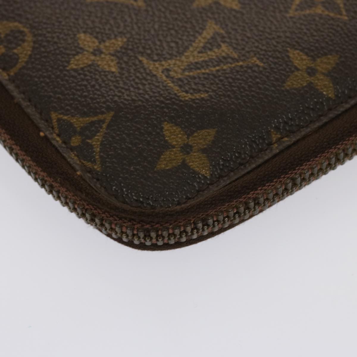 LOUIS VUITTON Monogram Poche Escapade Travel Case M60113 LV Auth 76227