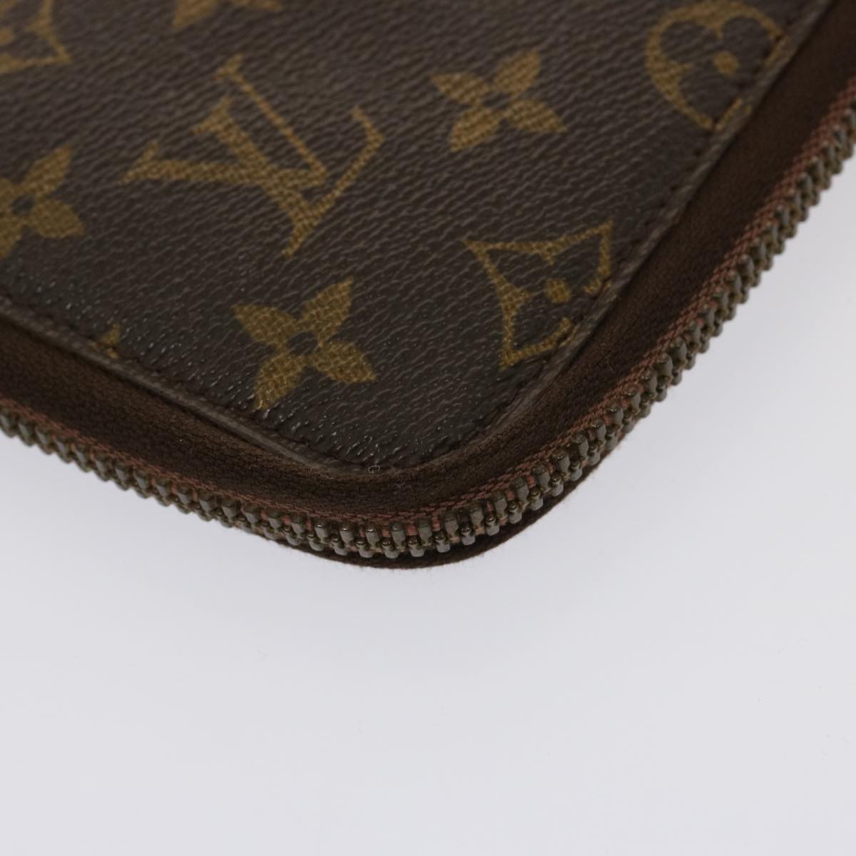 LOUIS VUITTON Monogram Poche Escapade Travel Case M60113 LV Auth 76227