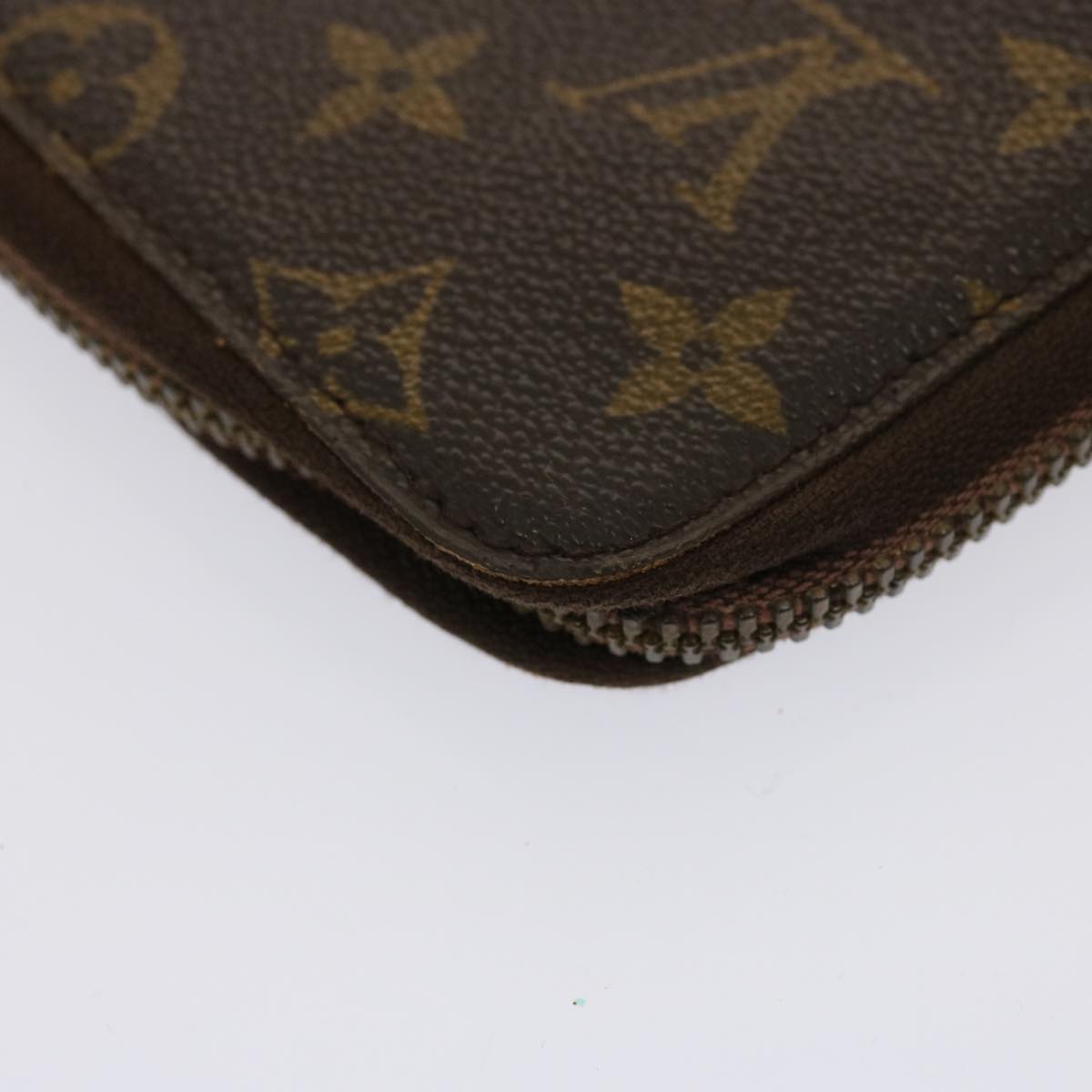 LOUIS VUITTON Monogram Poche Escapade Travel Case M60113 LV Auth 76227