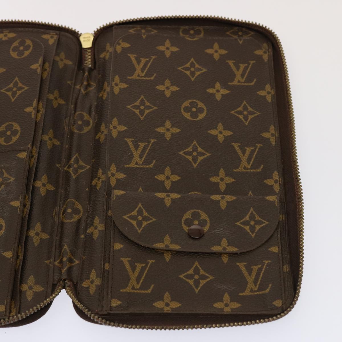 LOUIS VUITTON Monogram Poche Escapade Travel Case M60113 LV Auth 76227