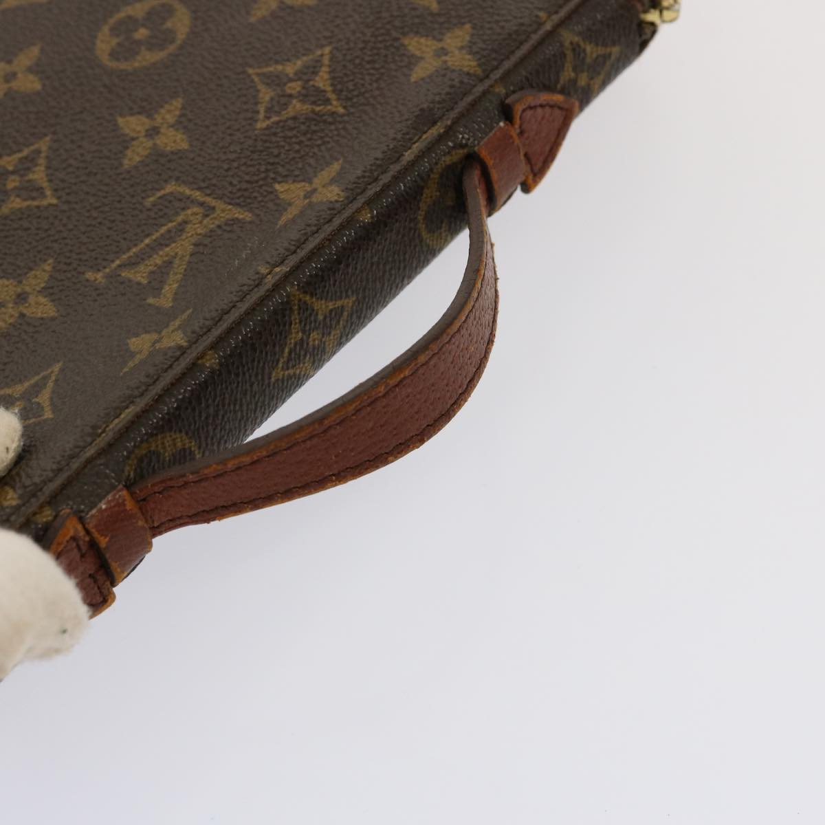 LOUIS VUITTON Monogram Poche Escapade Travel Case M60113 LV Auth 76227