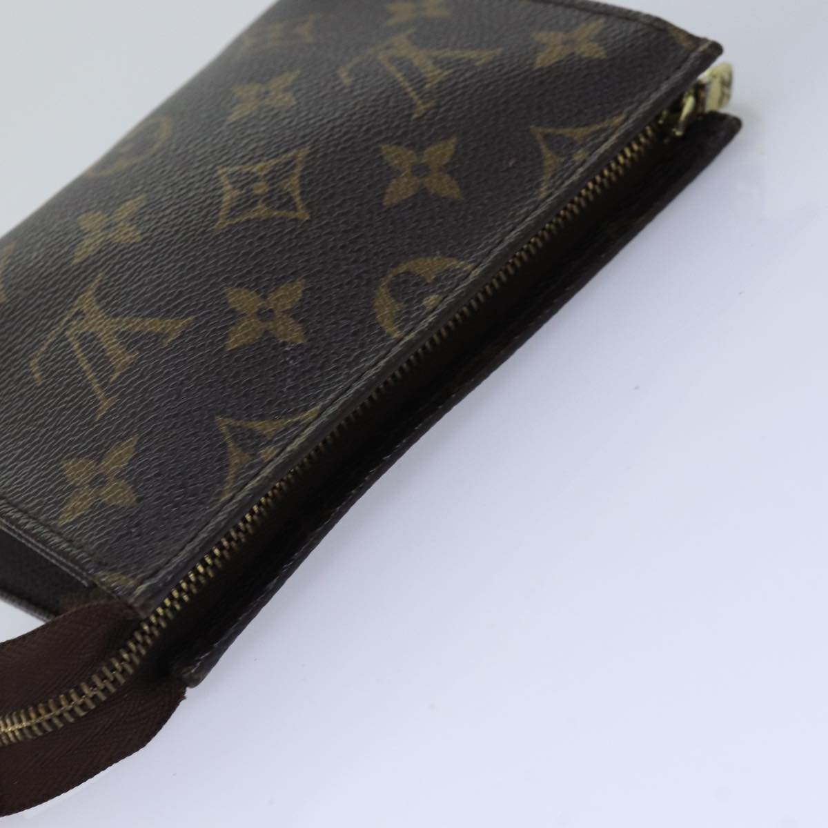 LOUIS VUITTON Monogram Poche Toilette 15 Pouch M47546 LV Auth 76254