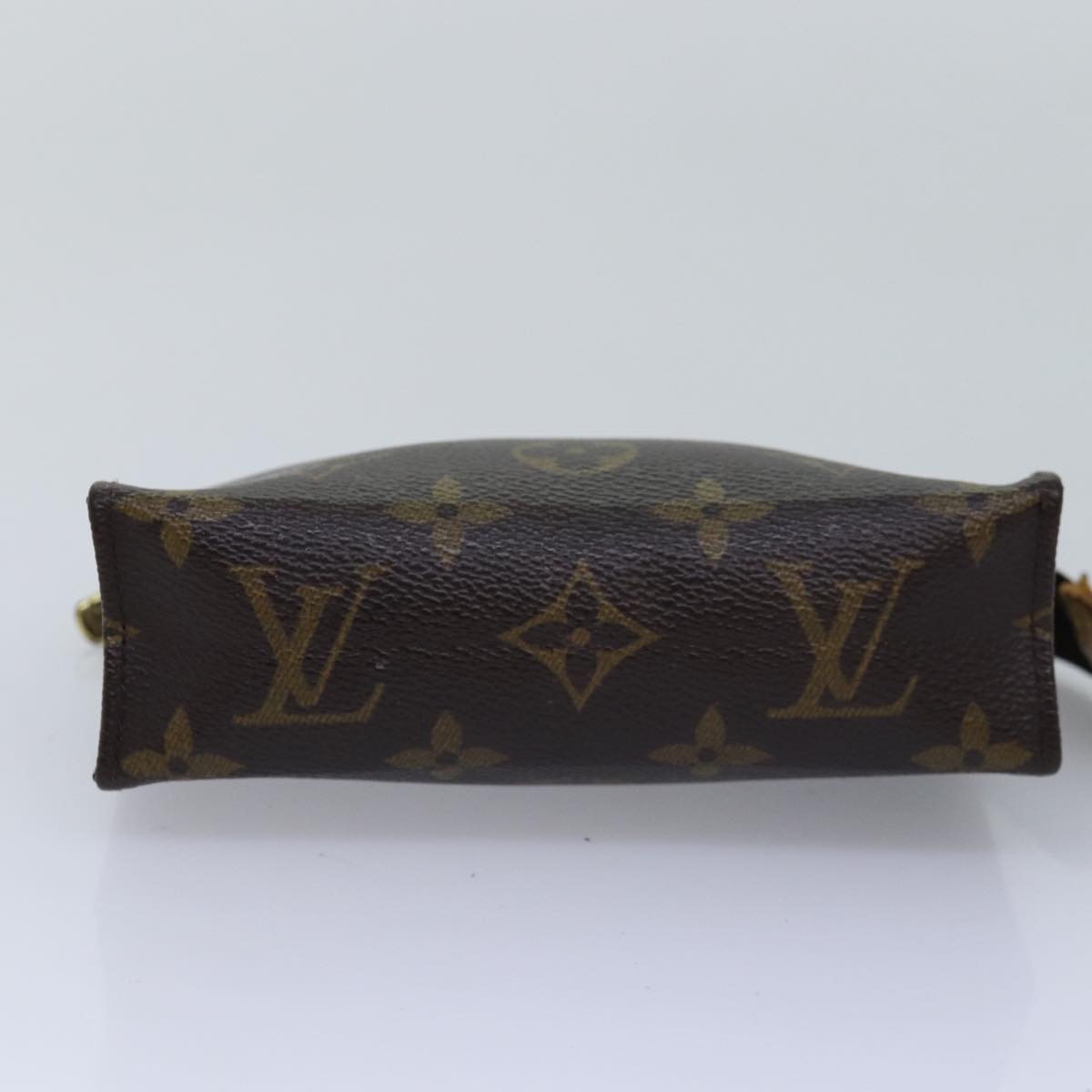 LOUIS VUITTON Monogram Poche Toilette 15 Pouch M47546 LV Auth 76254