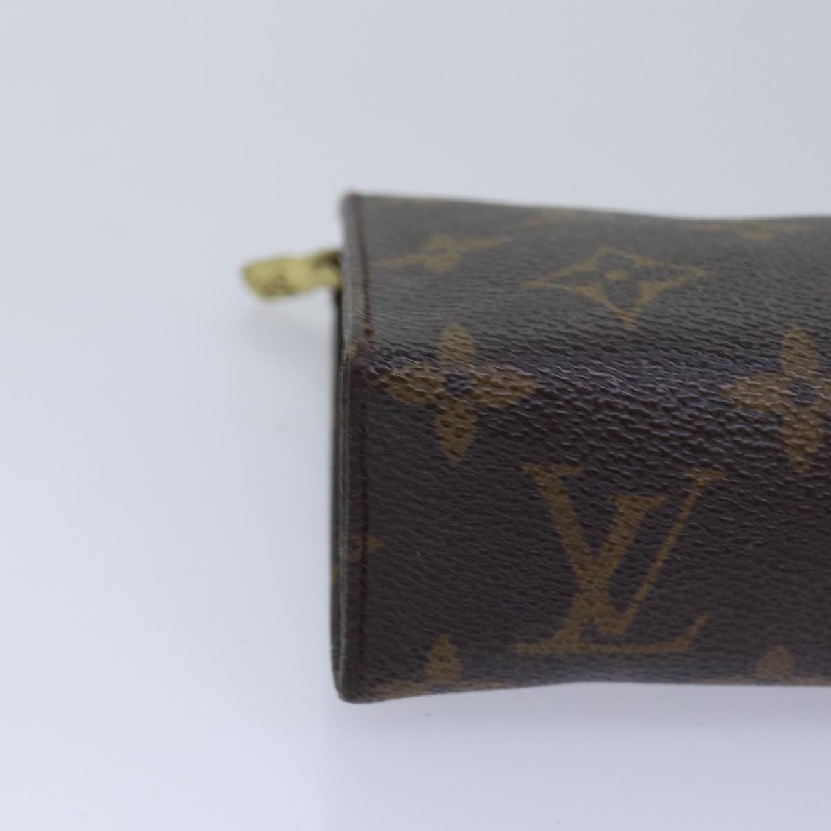 LOUIS VUITTON Monogram Poche Toilette 15 Pouch M47546 LV Auth 76263