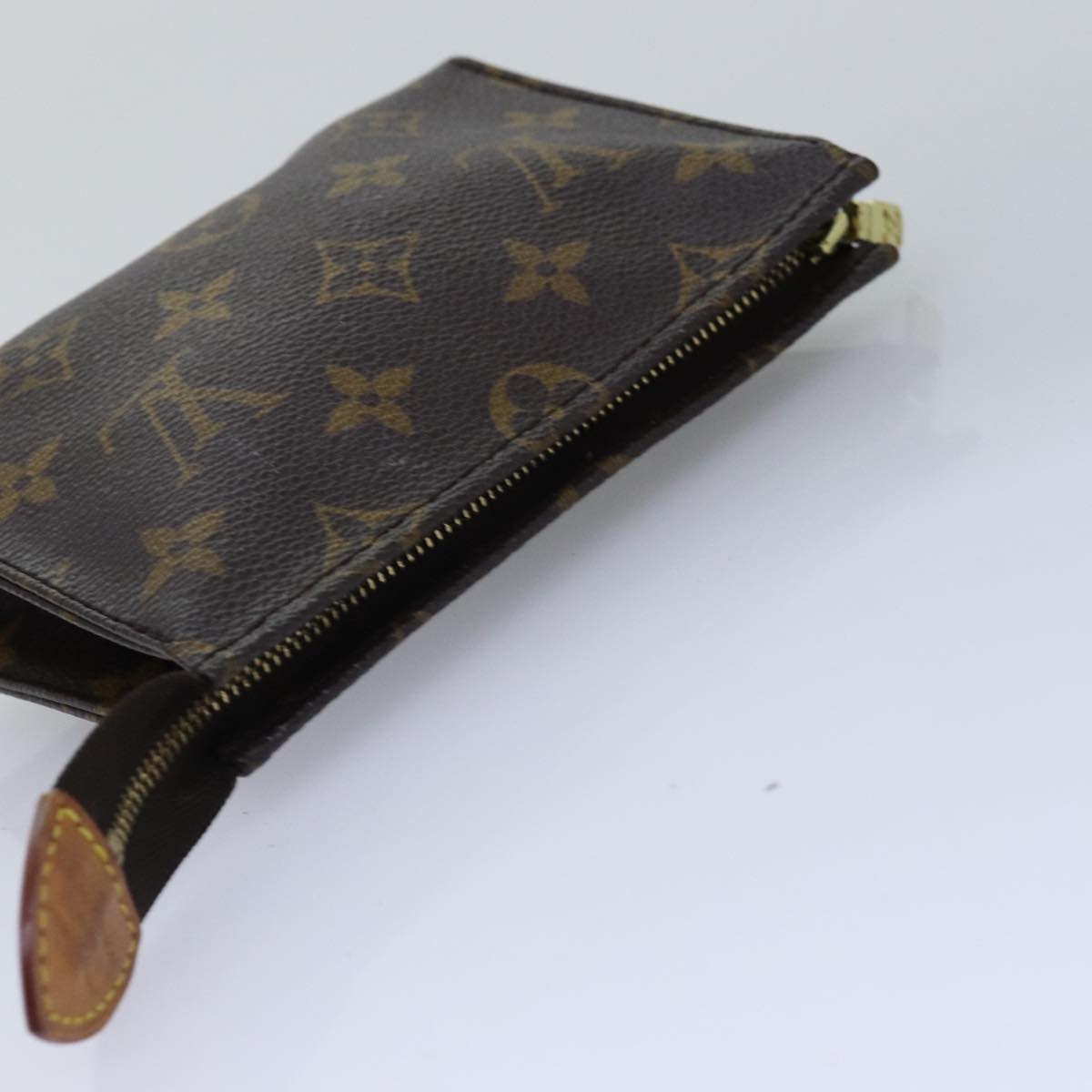 LOUIS VUITTON Monogram Poche Toilette 15 Pouch M47546 LV Auth 76264