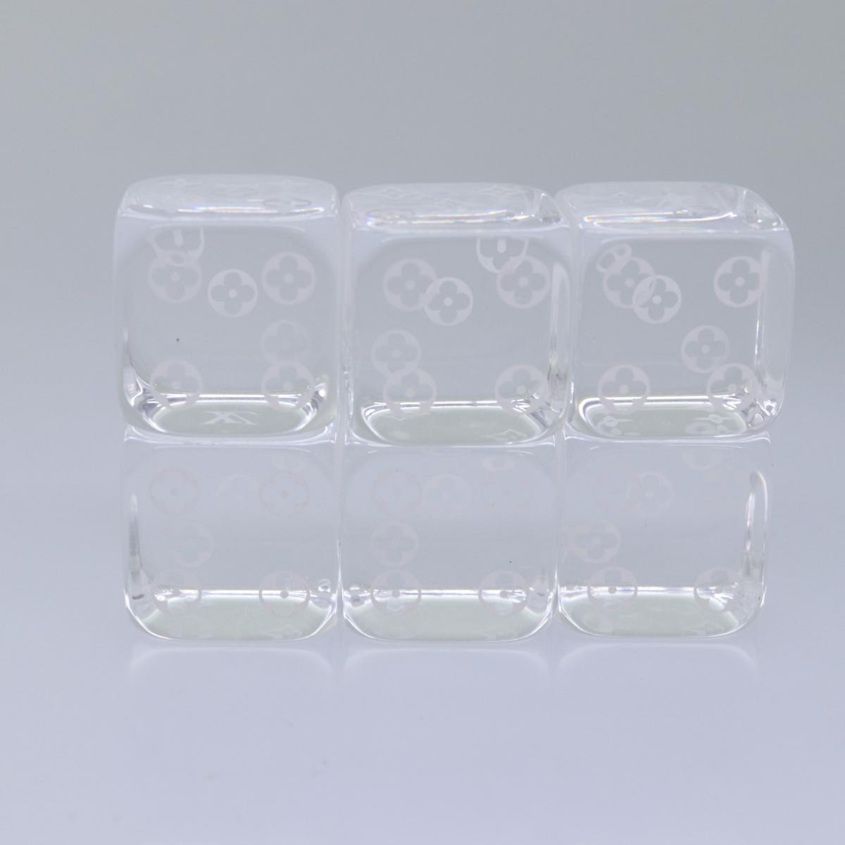 LOUIS VUITTON Dice 6Set Clear LV Auth 76307