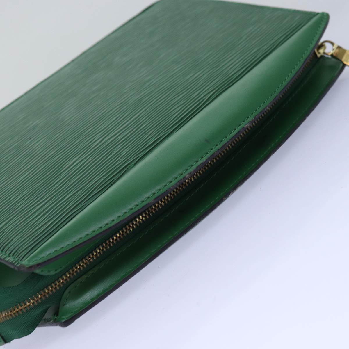 LOUIS VUITTON Epi Trousse Crete Pouch Green M48404 LV Auth 76316