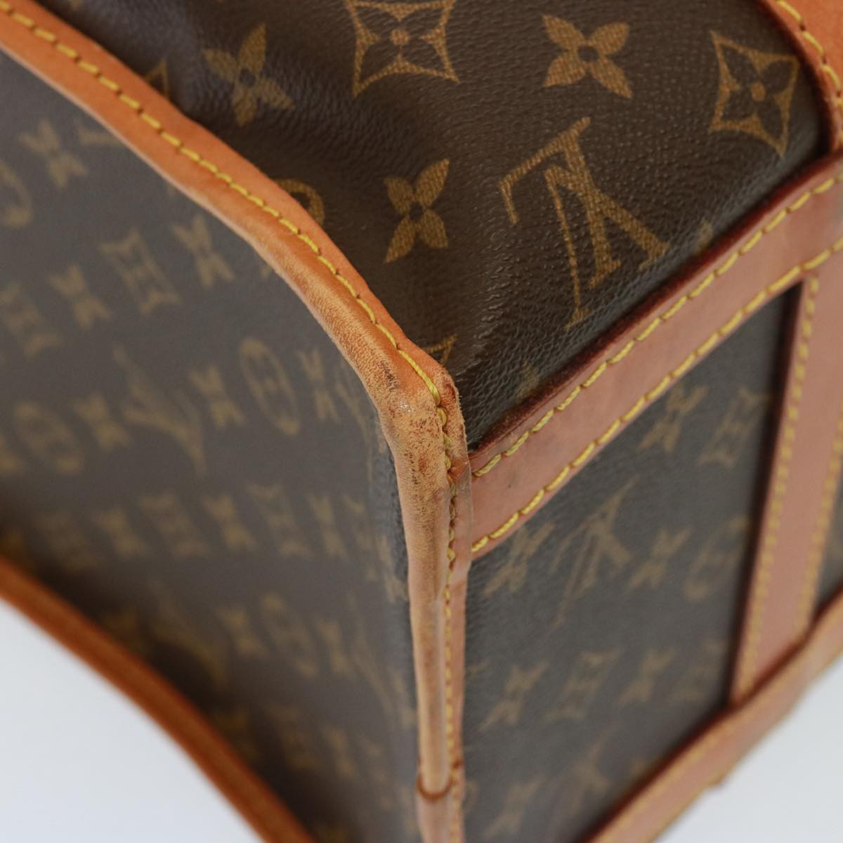 LOUIS VUITTON Monogram Sac Shan 40 Pet Carry M42024 LV Auth 76350