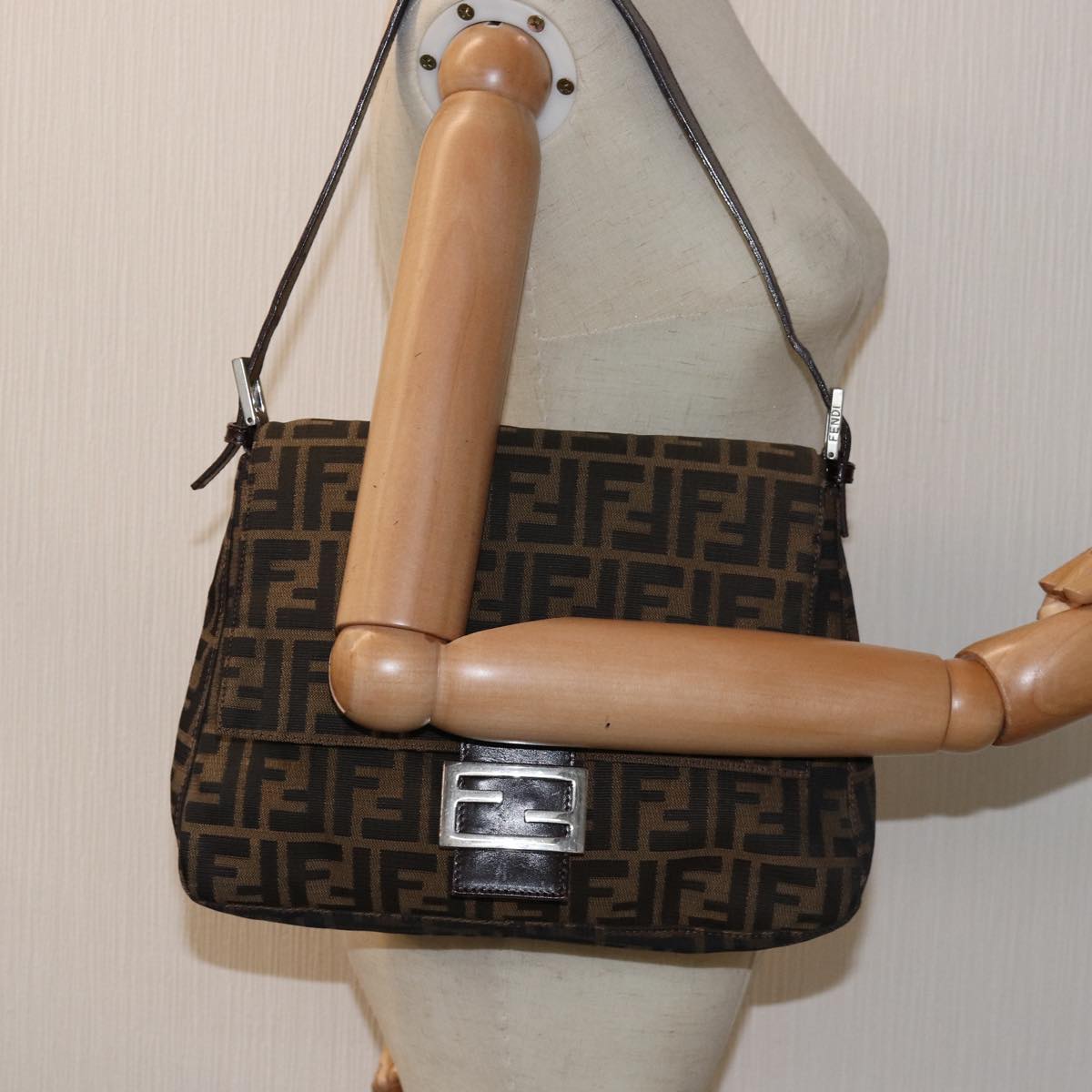 FENDI Zucca Canvas Mamma Baguette Shoulder Bag Black Brown Auth 76476