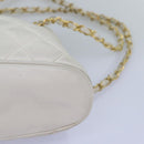 CHANEL Matelasse Chain Shoulder Bag Leather White CC Auth 76482-15