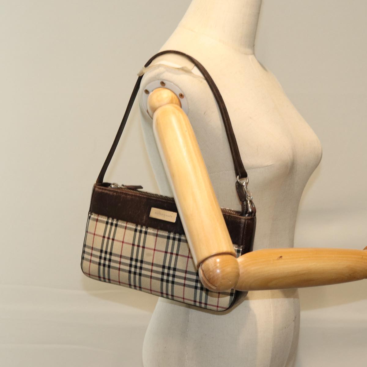 BURBERRY Nova Check Shoulder Bag Canvas Beige Auth 76502